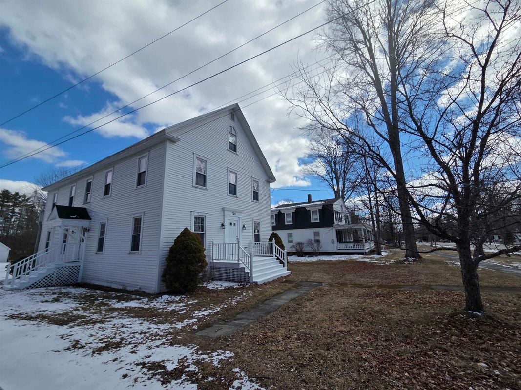 Building Photo - 526 Canaan, 1