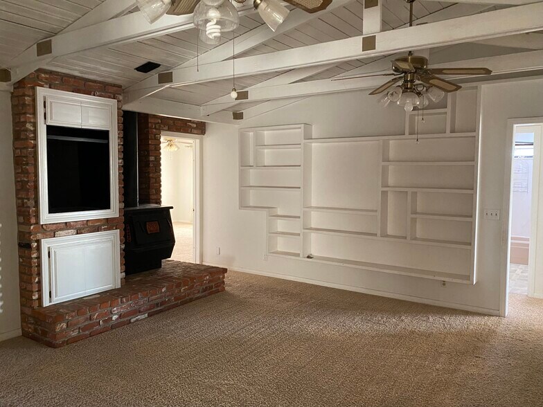 Building Photo - 22065 Ocotillo Way