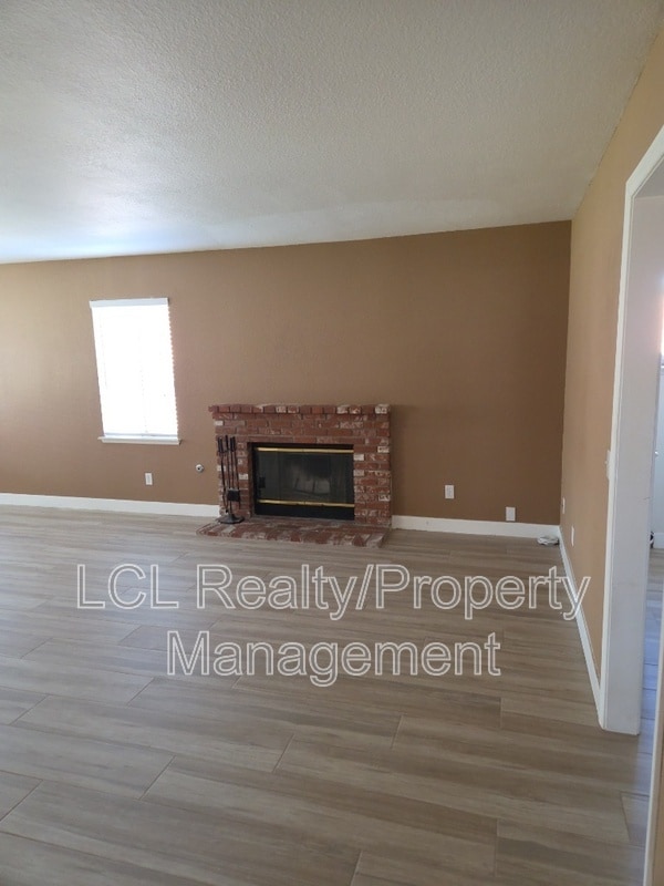 Building Photo - 22817 Windwood Ln
