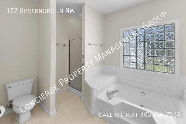 Building Photo - 172 Governors Ln NW