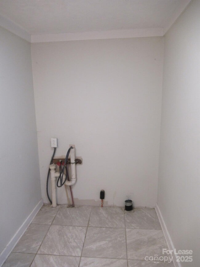 Building Photo - 516 Grier St