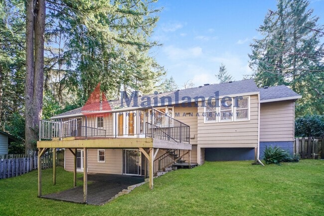 Building Photo - *PRICE REDUCTION* Beautiful 4 Bedroom Home with Terraced Backyard!