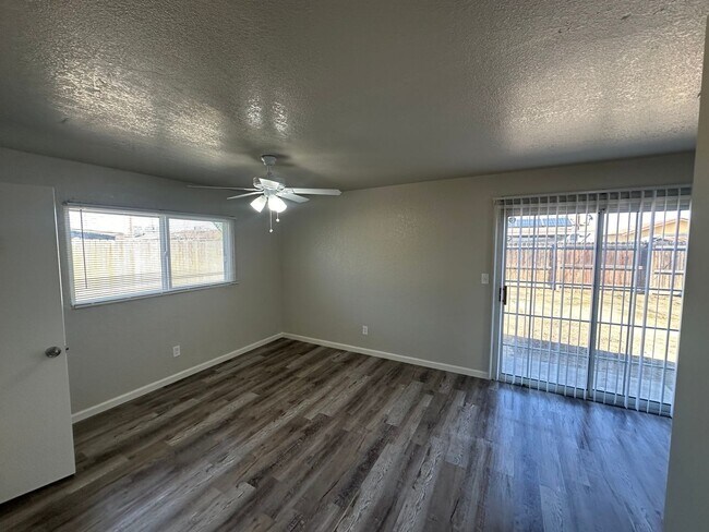 Building Photo - Coming Soon!! Apply Now!! BRAND NEW HVAC