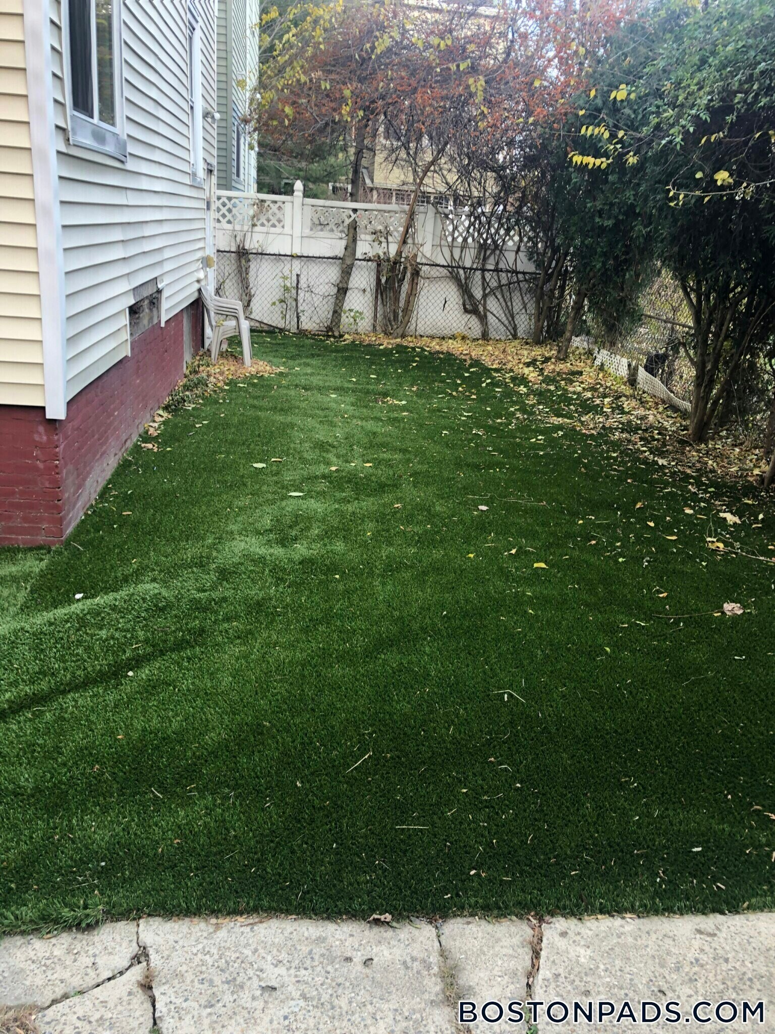 Building Photo - 374 Prospect St