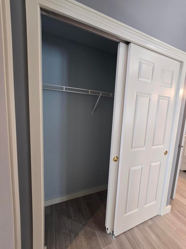 Building Photo - 1021 Whirlaway Dr