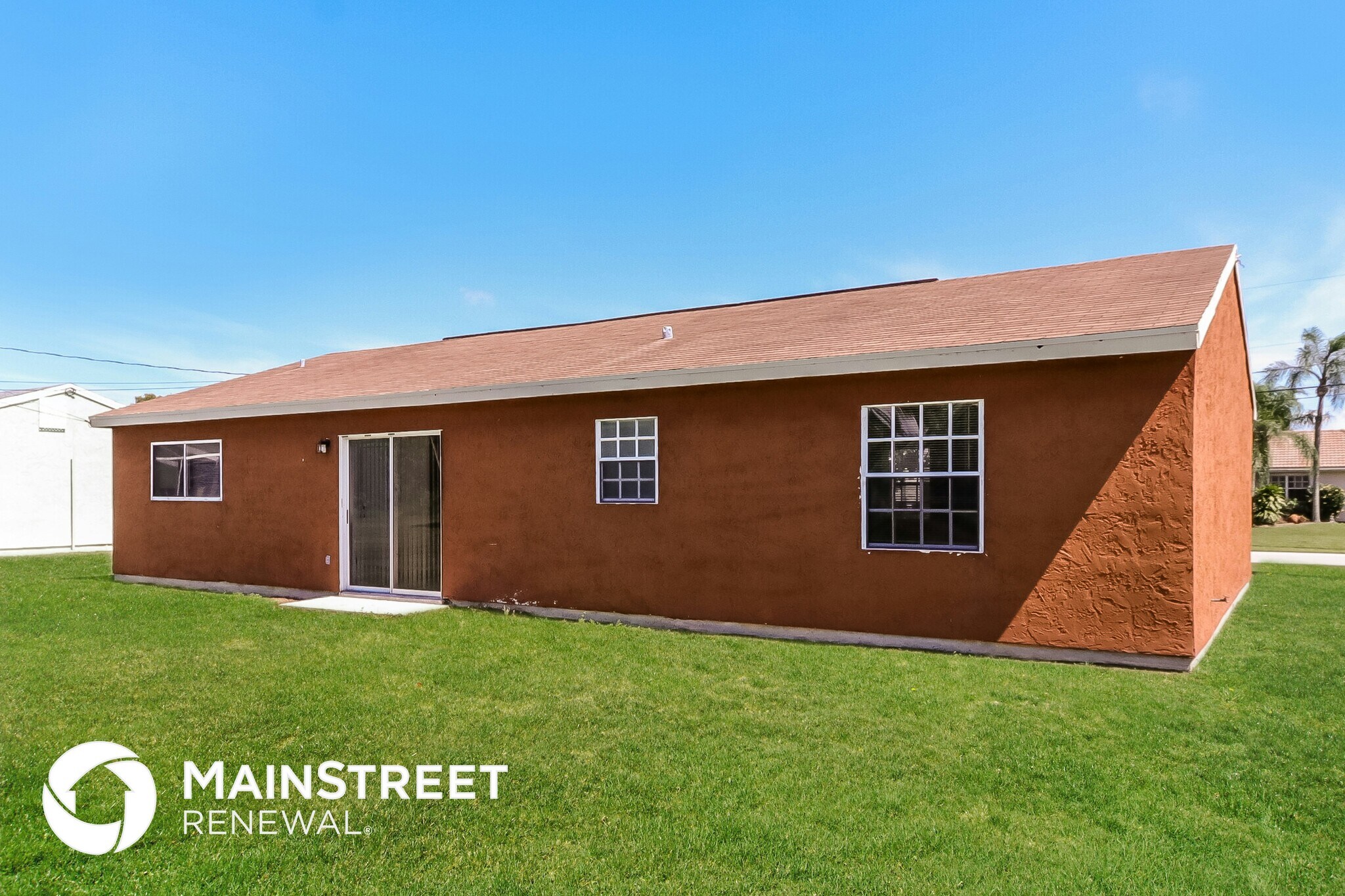 Building Photo - 2250 SE Baron St