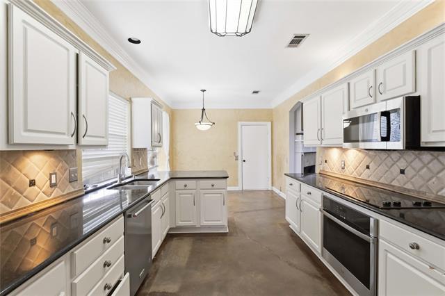 Building Photo - 3301 Patriot Dr