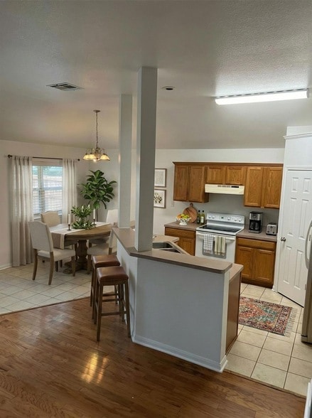 Building Photo - 3107 Burlington