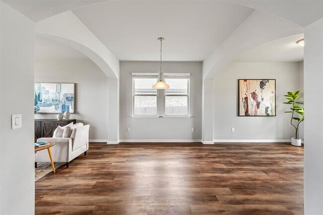 Building Photo - 9816 Eloquence Dr