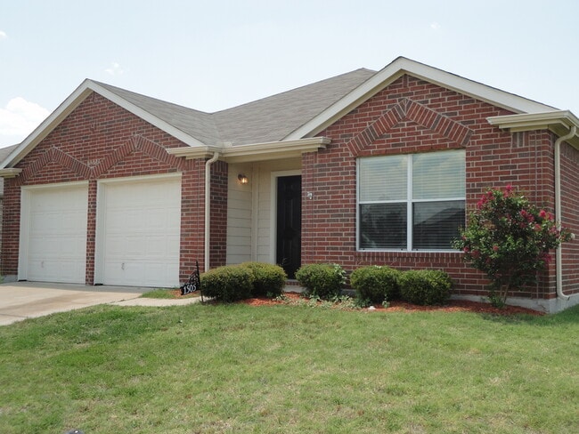 Building Photo - 1505 Shady Shores Dr