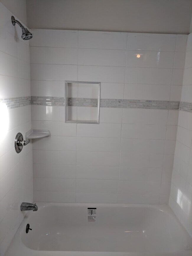 Building Photo - Beautiful Single Family Home in Highland Park