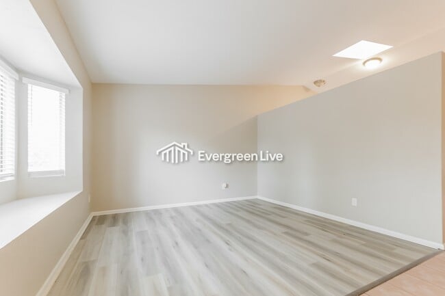 Building Photo - 5990 N Eden Brook Lane