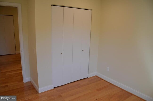 Building Photo - 9012 Paddock Ln