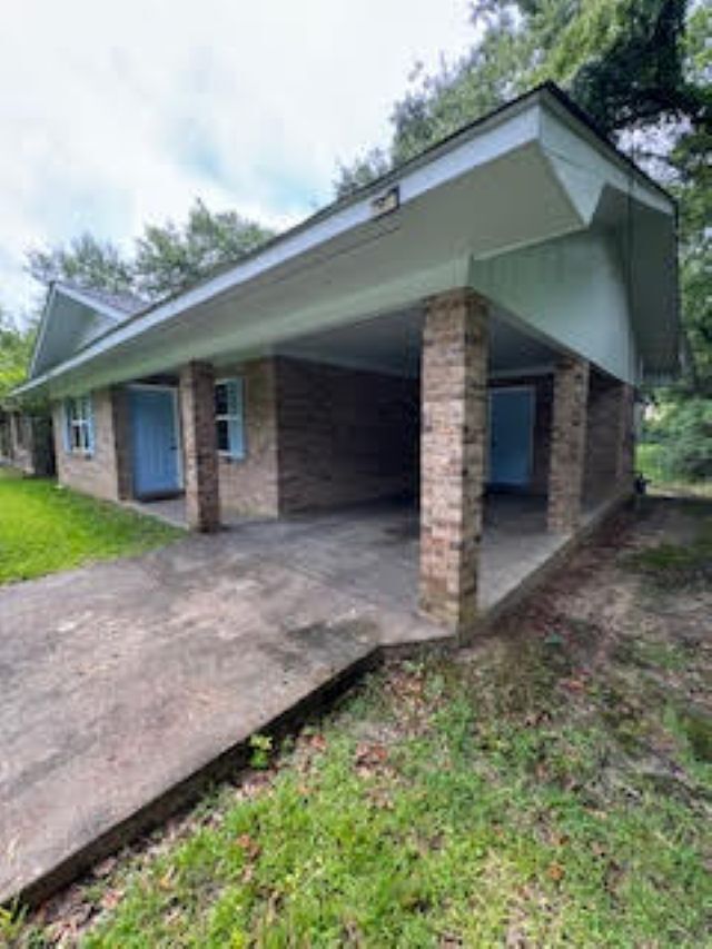 Building Photo - 804 E 4th St