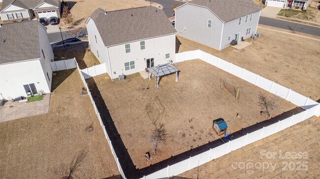 Building Photo - 7619 Nolen Farm Dr