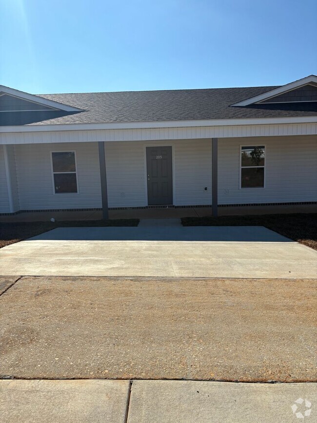 Building Photo - Southern Winds Subdivision!  New Construct...