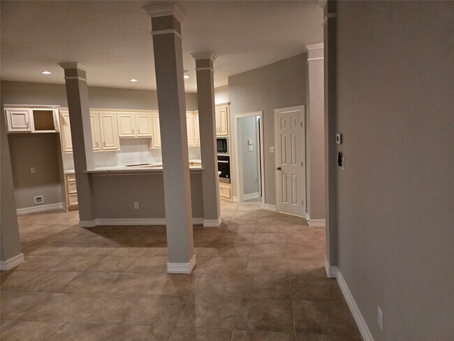 Building Photo - 3910 Champion Creek Ln