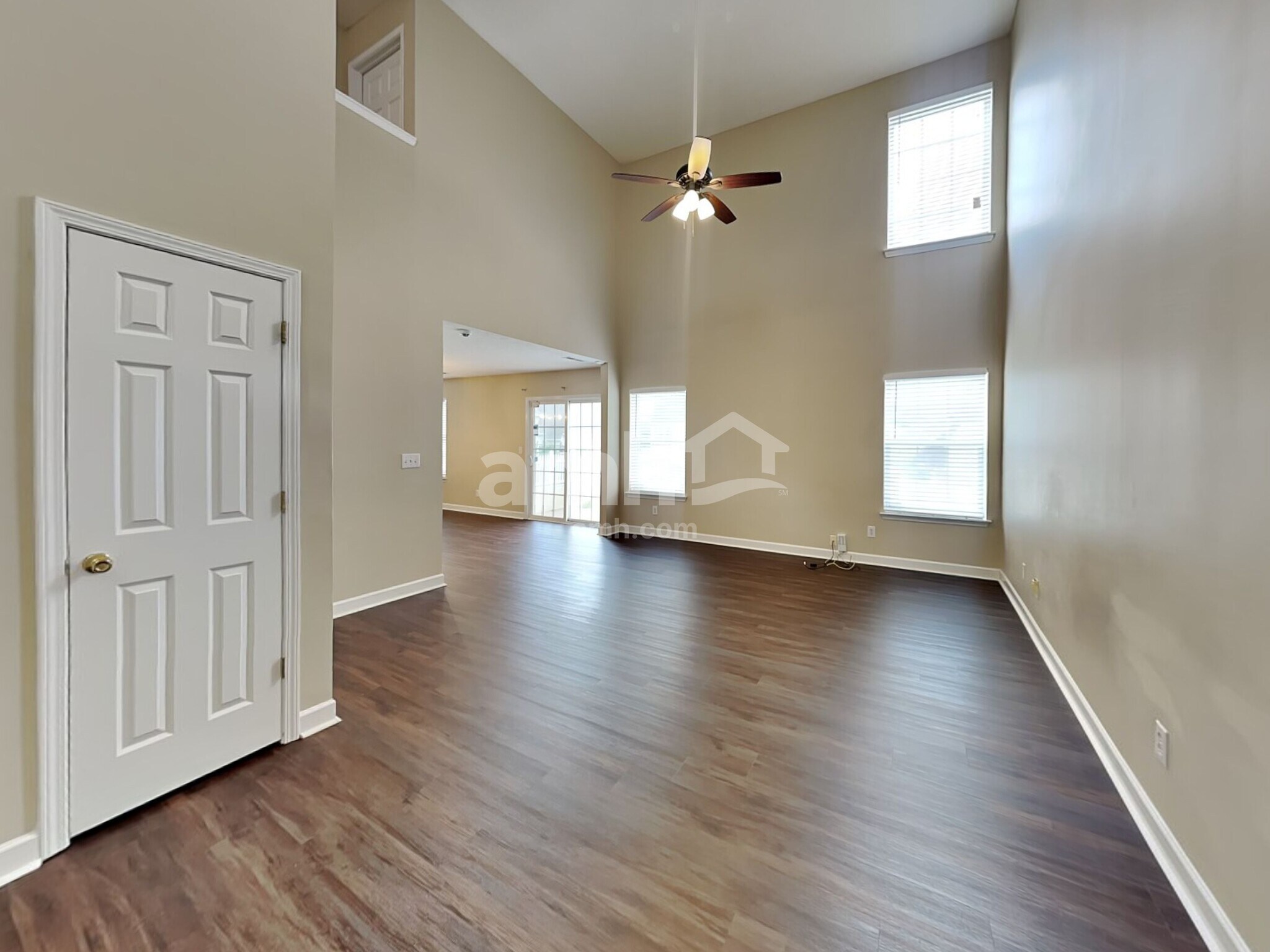 Building Photo - 14012 Sobeck Ln