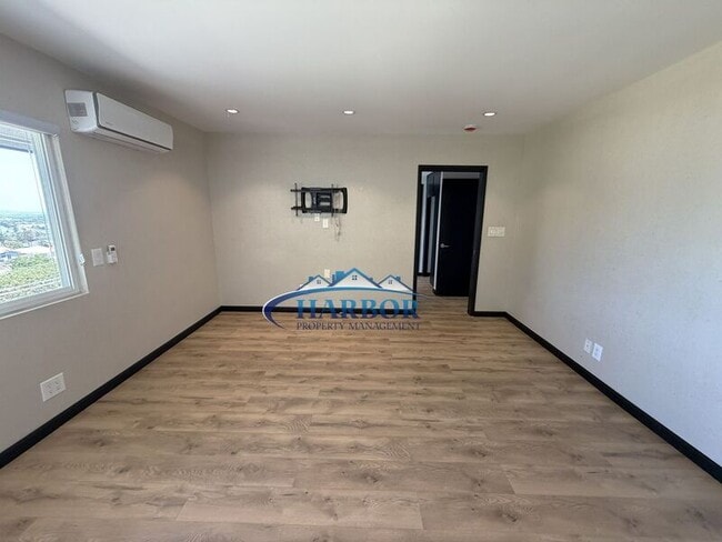 Building Photo - 2315 Sparta Dr