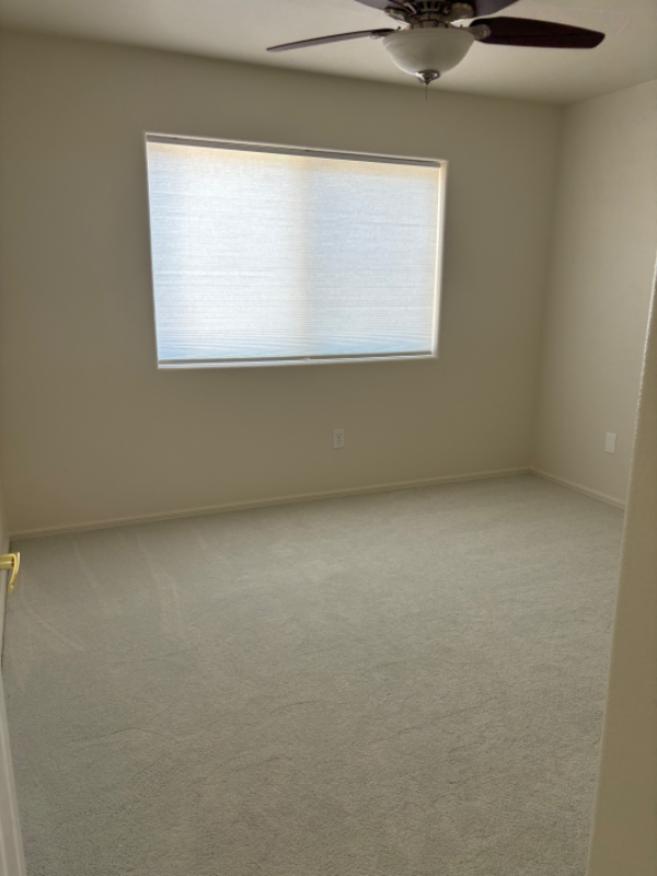 Building Photo - 5620 E Kelton Ln