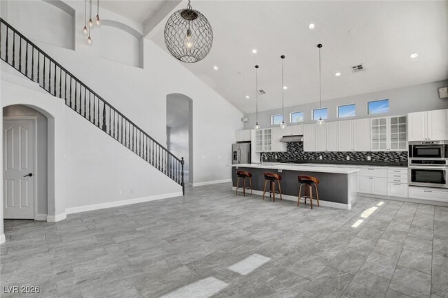 Building Photo - 10587 Sunwind Ave