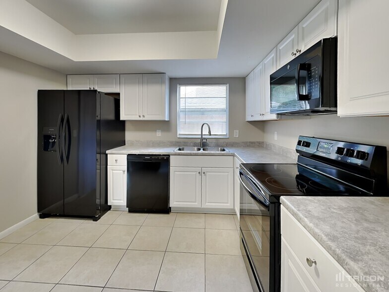 Building Photo - 4920 Traskwood Ct