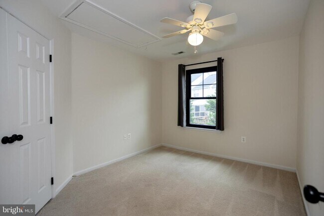 Building Photo - 1411 Campbell Ct NE