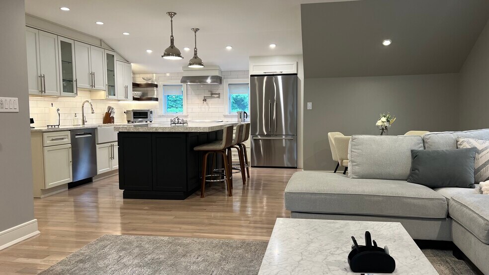 Kitchen-view from Living Rm - 15 Broadway