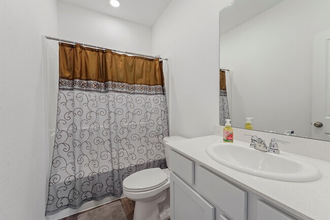 Building Photo - 7310 Bartoncliff Dr