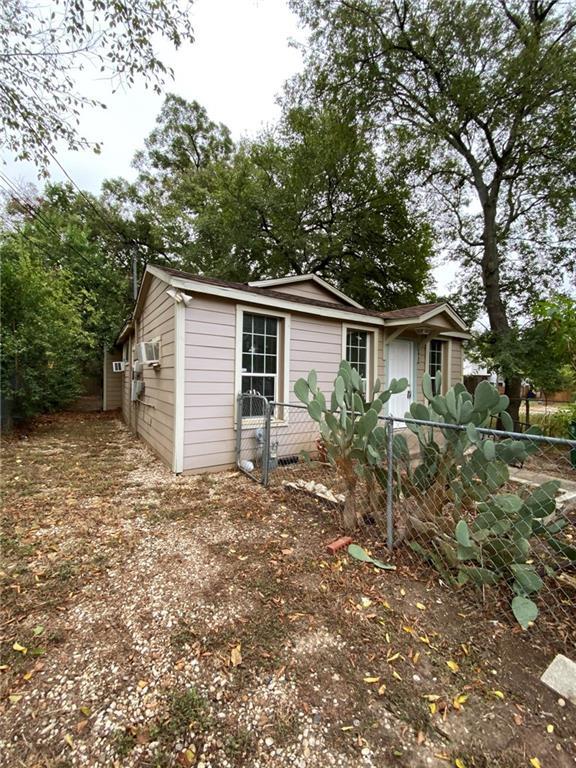 Building Photo - 403 Pedernales St