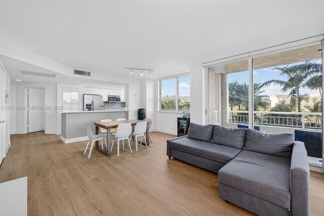 Building Photo - 19501 W Country Club Dr