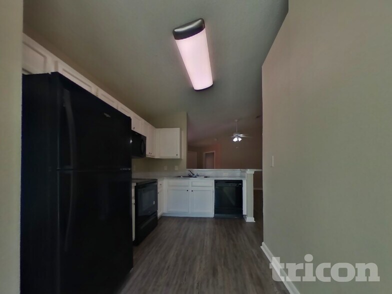 Building Photo - 3131 Kelling St