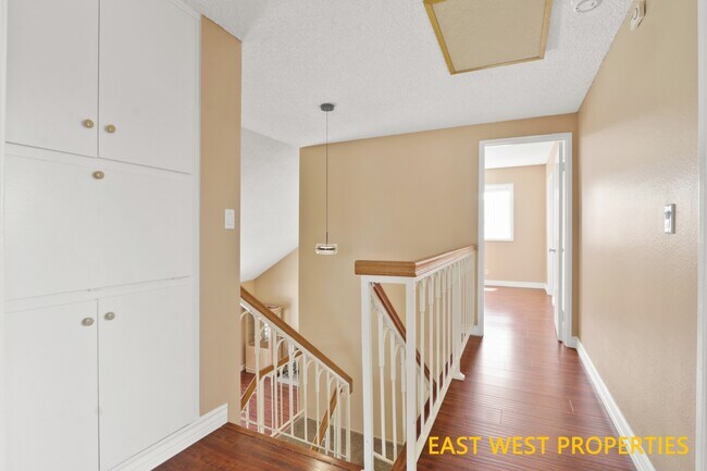 Building Photo - 11186 Lavender Ave
