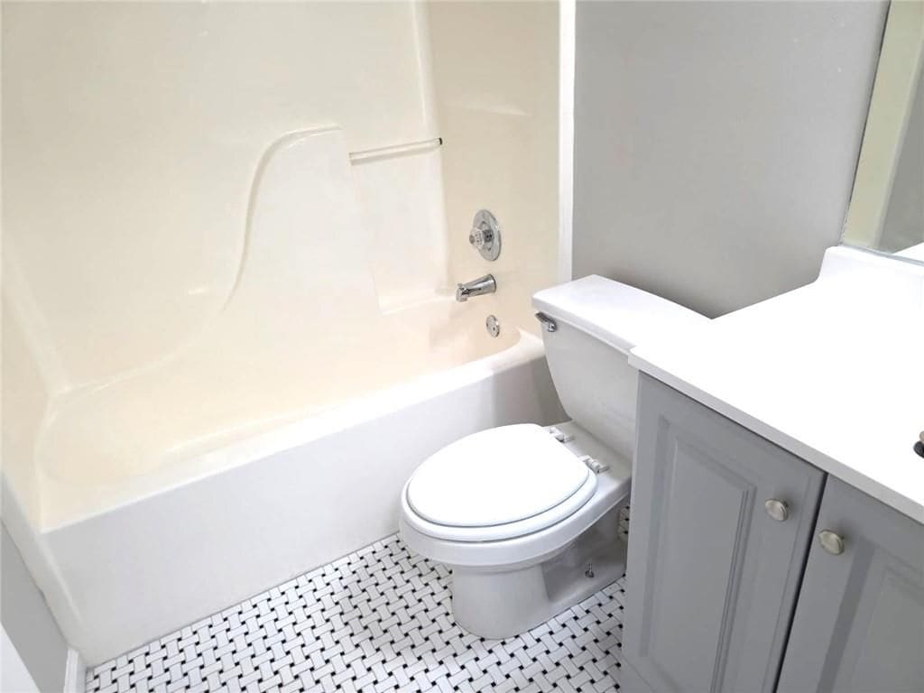 Building Photo - 6009 Deer Springs Ln NW