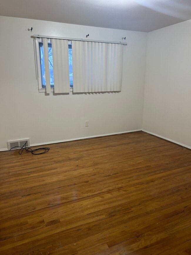 Building Photo - 36158 Weber Dr