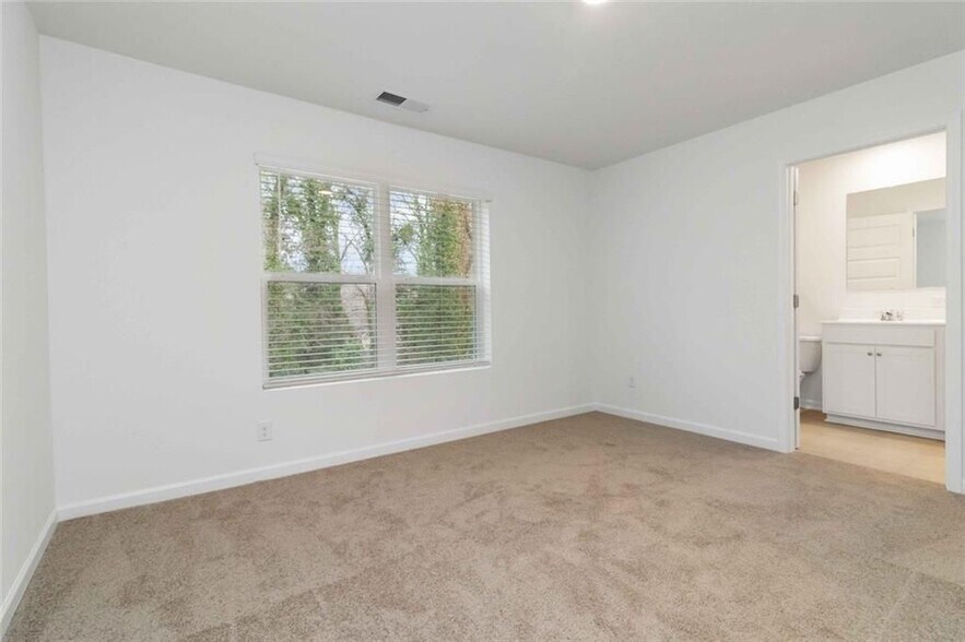 Building Photo - 1332 Lakota Pl