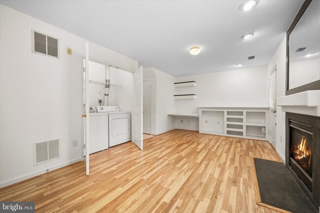 Building Photo - 14460 Cider House Ln