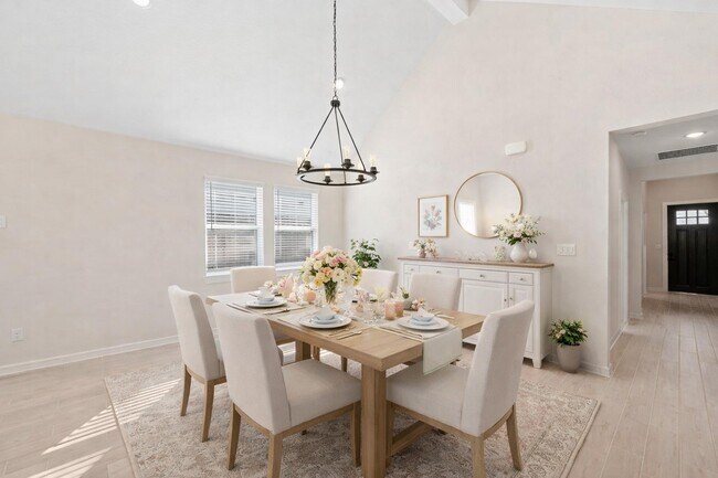 Building Photo - 2618 Clapbread Ln