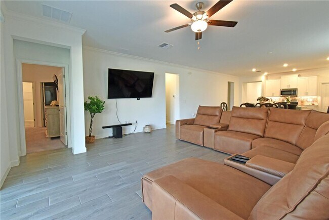 Building Photo - 17304 Banded Gold Ln