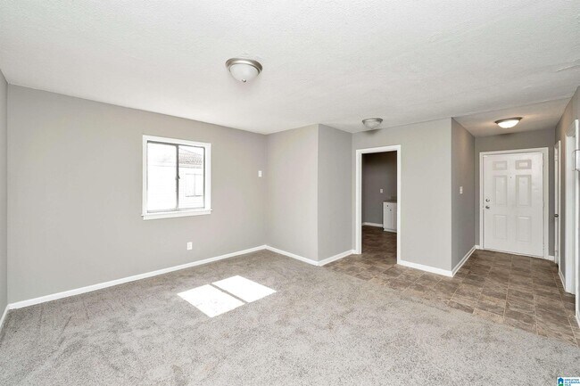 Building Photo - 212 Woodward Dr