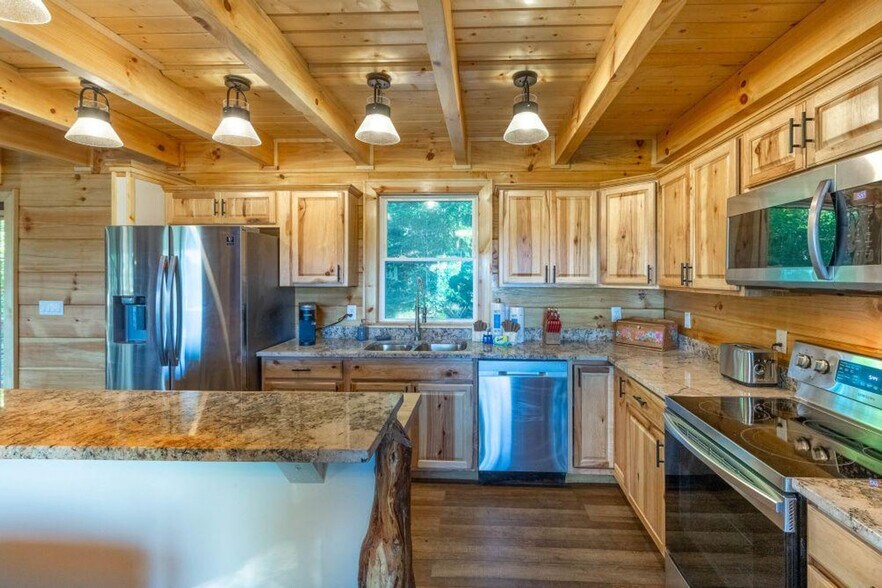 Building Photo - 267 Cattail Ln