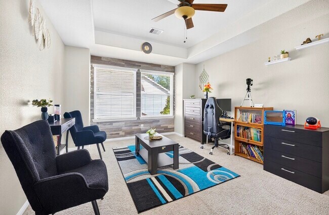 Building Photo - 16026 Rustlers Trail Ln