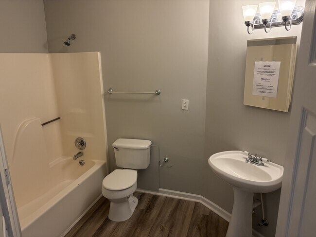 Building Photo - 1034 Stones Throw Dr NW