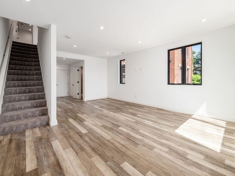 Building Photo - 911 N 4th St