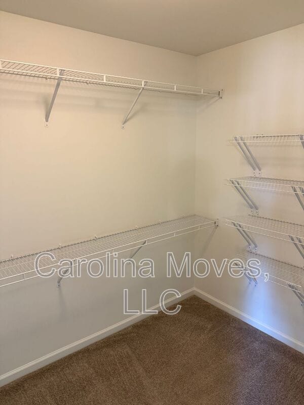 Building Photo - 405 Christiane Way