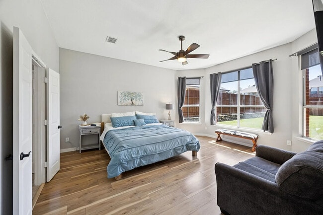 Building Photo - 2716 Royal Troon Dr