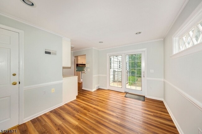 Building Photo - 1 Gapview Rd