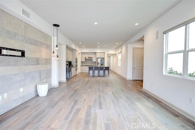 Building Photo - 115 Fixie