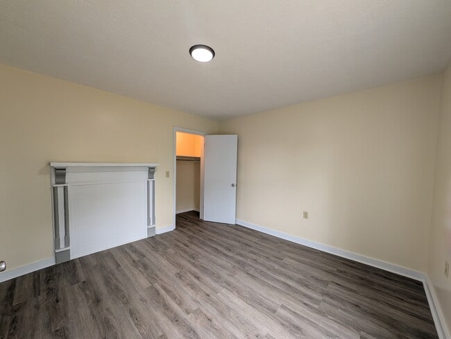 Building Photo - 84 Womack Ave