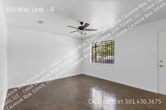 Building Photo - 600 Mimi Ln